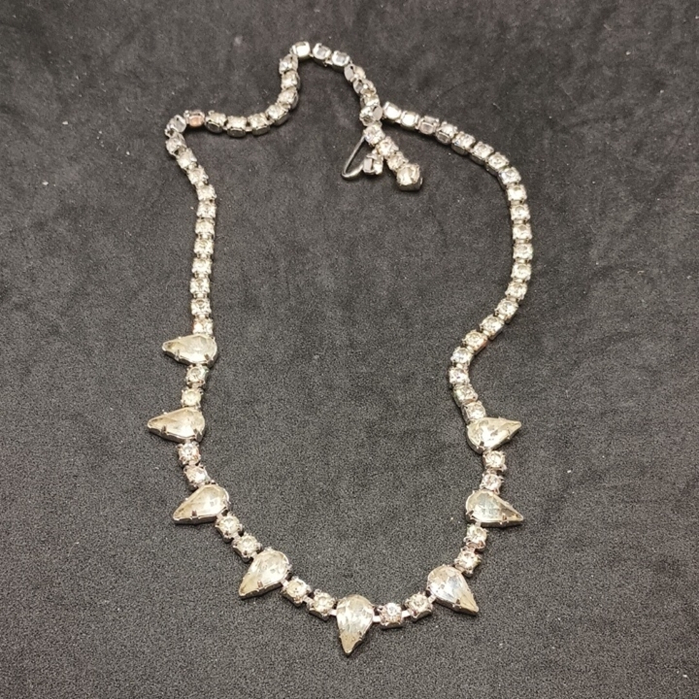 Vintage White Rhinestone Necklace